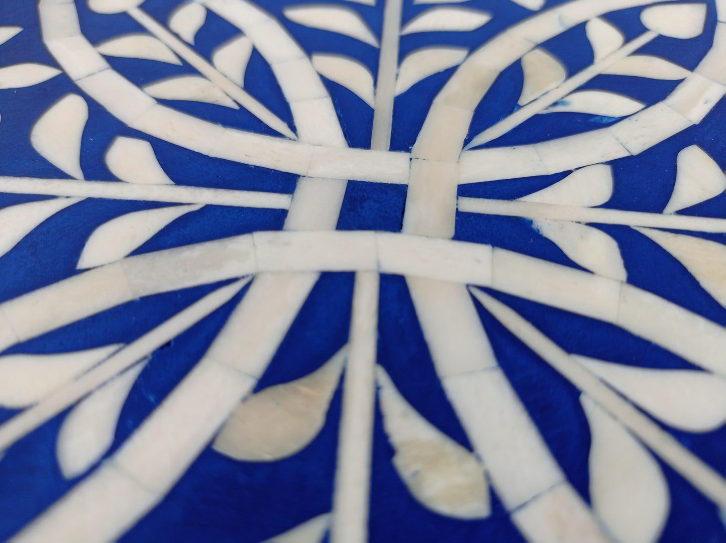 Handmade Customized Bone Inlay Round Serving Tray