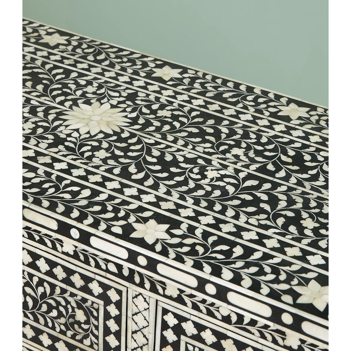 Handcrafted Bone Inlay 3-Drawer Chest – Floral Pattern in Black