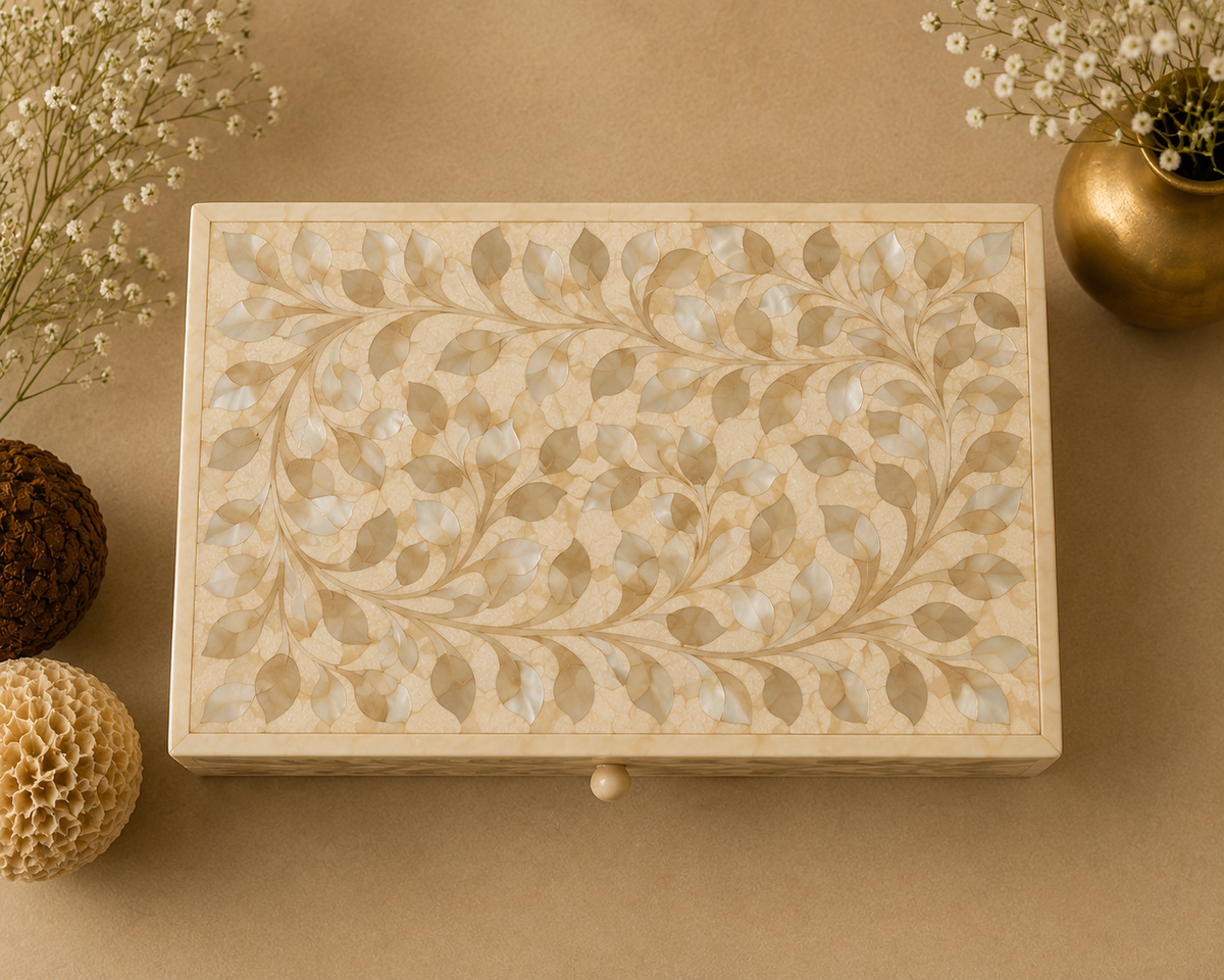 Leaf Pattern Mother of Pearl Box