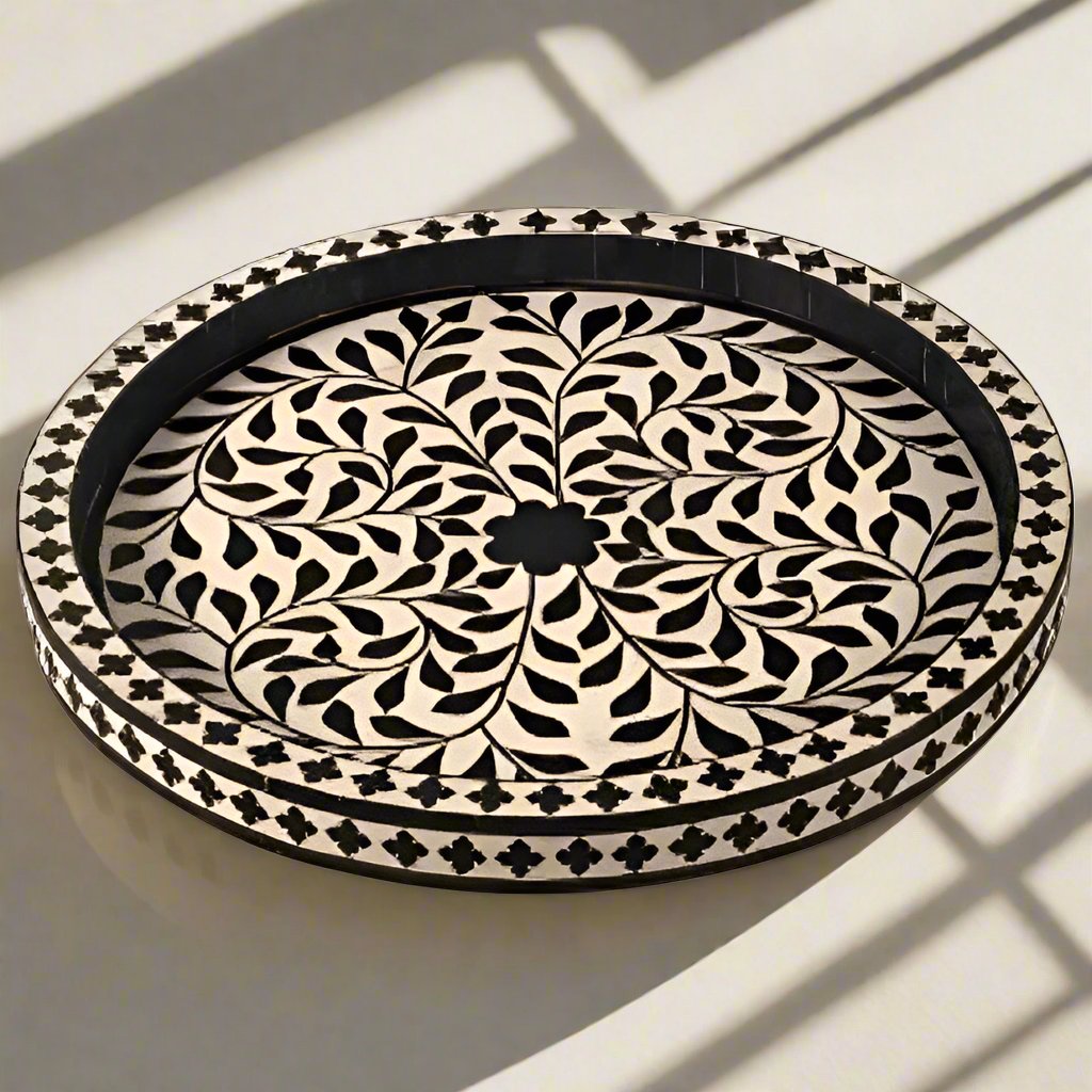 Bone Inlay Round Tray in Floral Design - Black