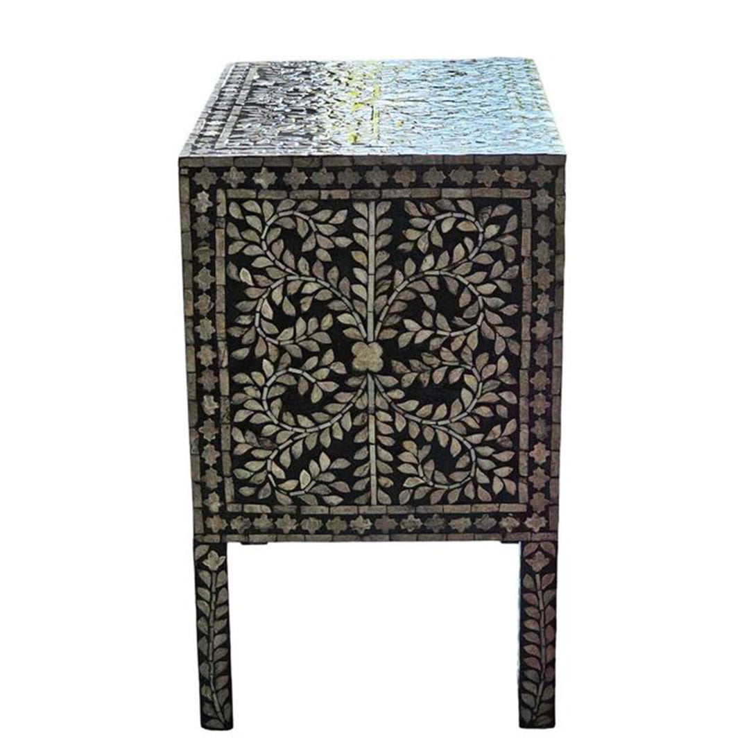 Modern kitchen lifestyle image with handcrafted bone inlay keepsake box