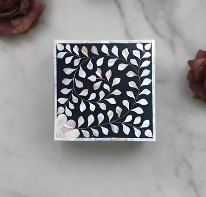 Black mother of pearl vintage jewelry box for women