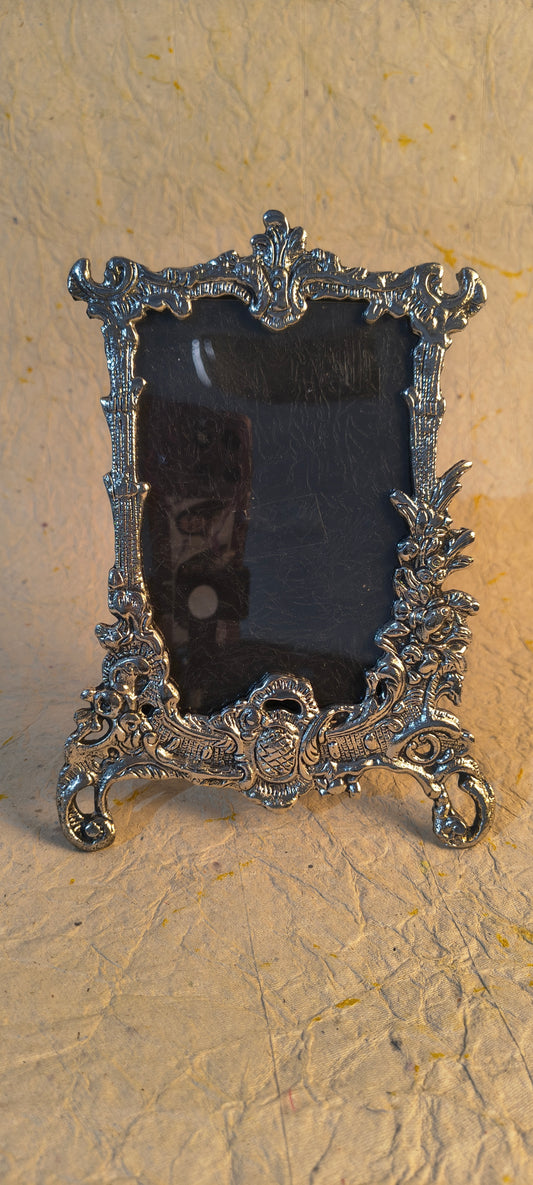 Vintage Style Decorative Photo Frame with Ornate Floral Border and Silver Finish