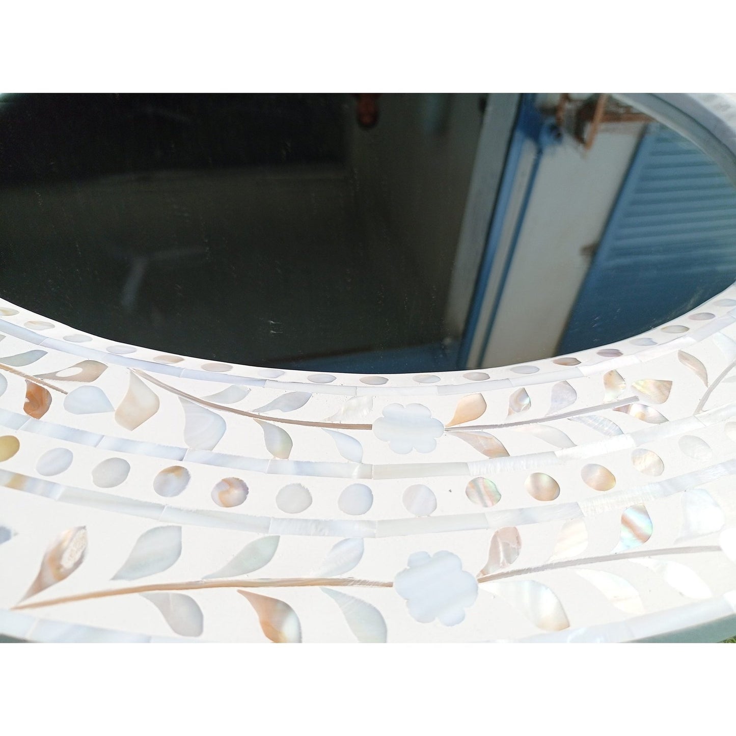 Handmade Customized Mother of Pearl Round Mirror Frame