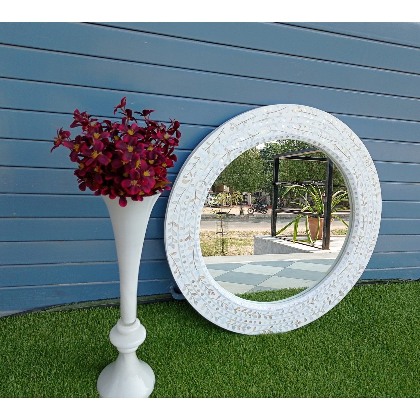 Handmade Customized Mother of Pearl Round Mirror Frame