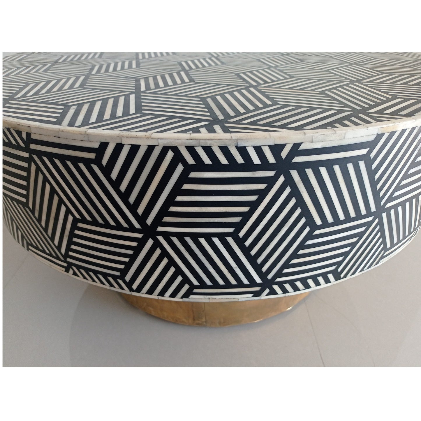 Customized Handmade Bone Inlay Round Coffee Table